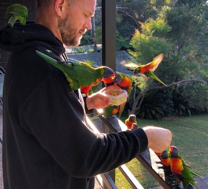 Mission: $1 from every sale towards our animal rescue dream - Poppin Socks